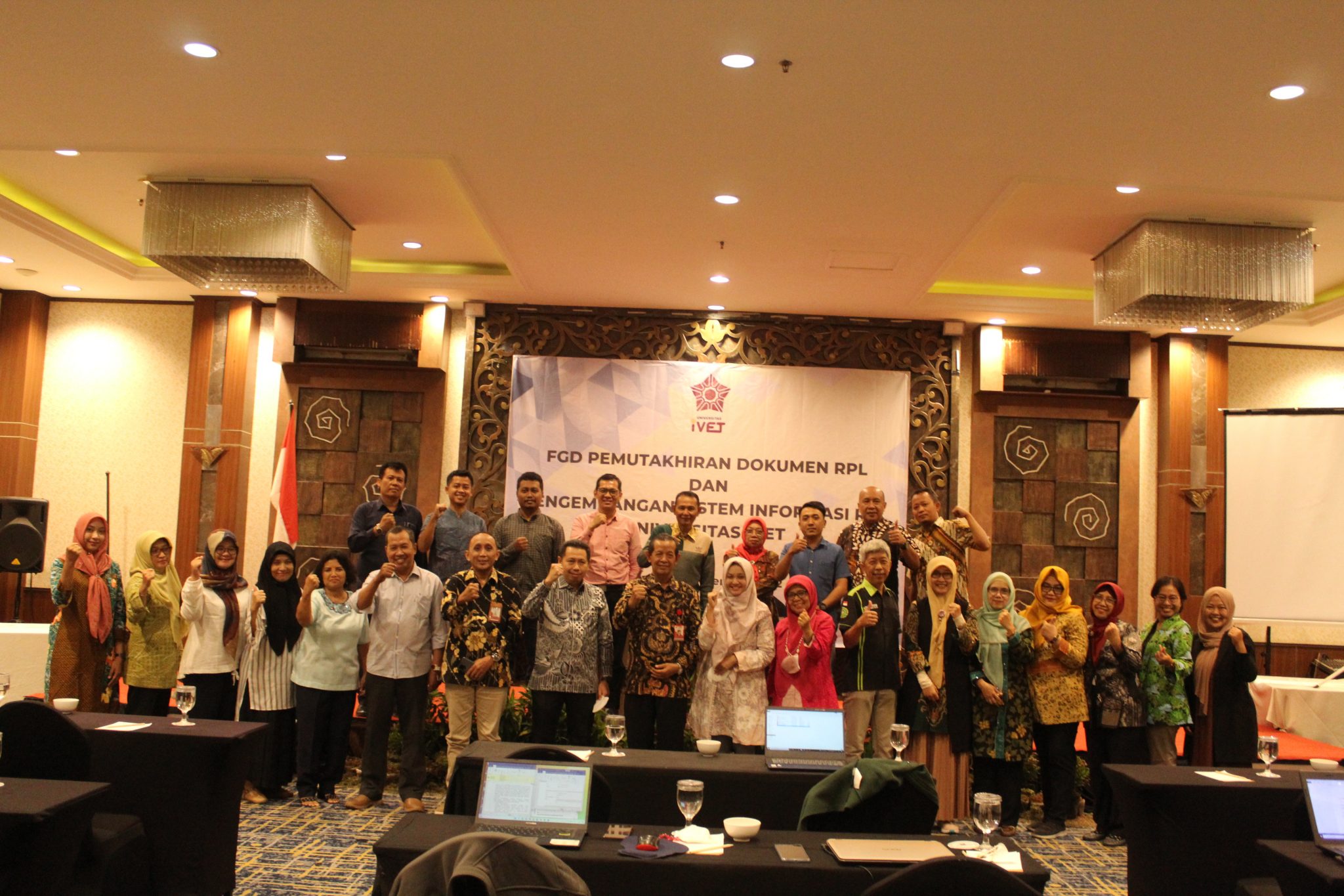 Program RPL Universitas Ivet Adakan FGD dan Pengembangan Sistem Informasi RPL