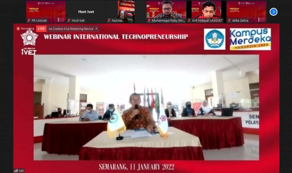 Universitas Ivet Adakan Webinar International Sambut Dies Natalis ke-3