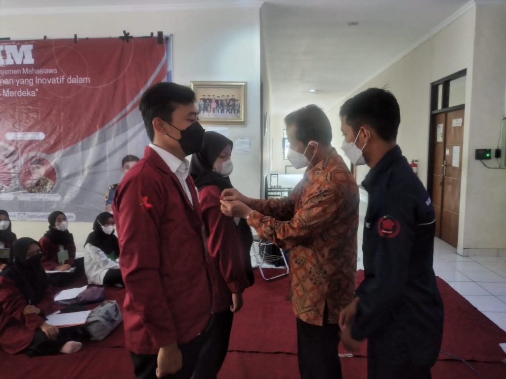 BEM Universitas Ivet Selengarakan Latihan Keterampilan Manajemen Bagi Mahasiswa 