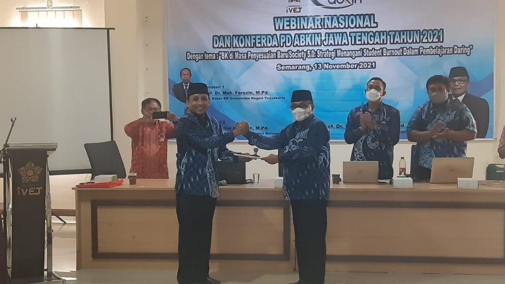 Wakil Rektor 3 Universitas Ivet Terpilih Sebagai Ketua PD ABKIN Jawa Tengah