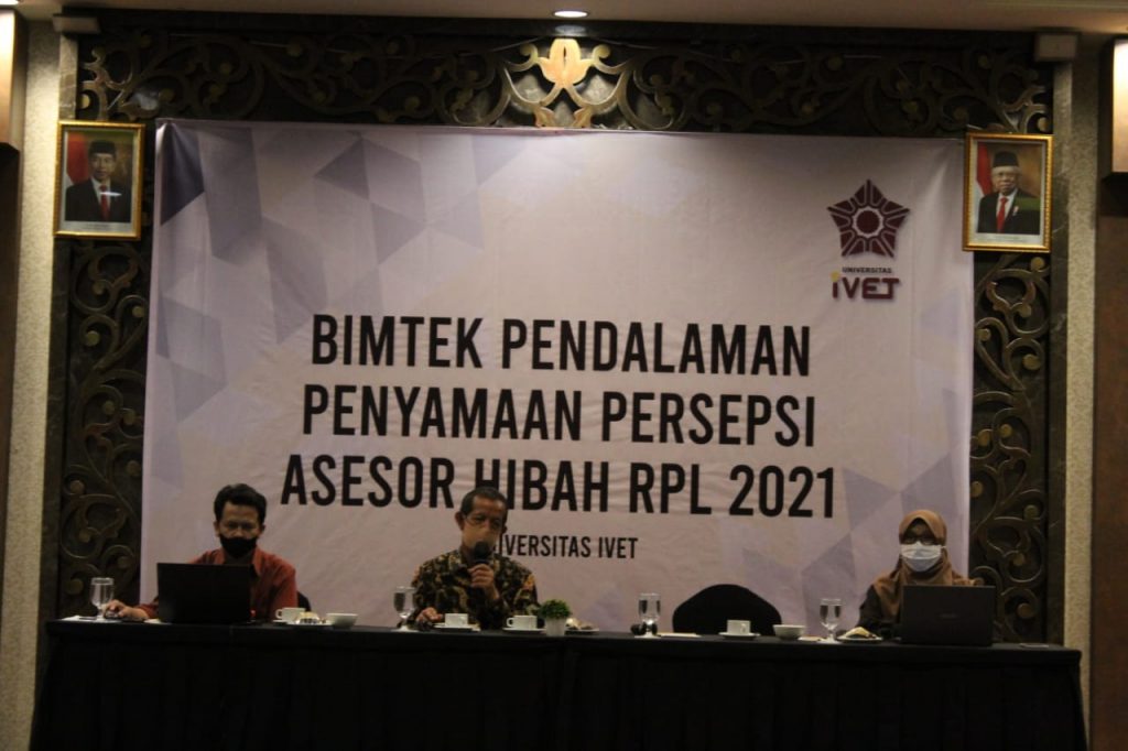 Unit RPL adakan Bimtek Pendalaman dan Penyamaan Persepsi Asesor hibah RPL Universitas Ivet