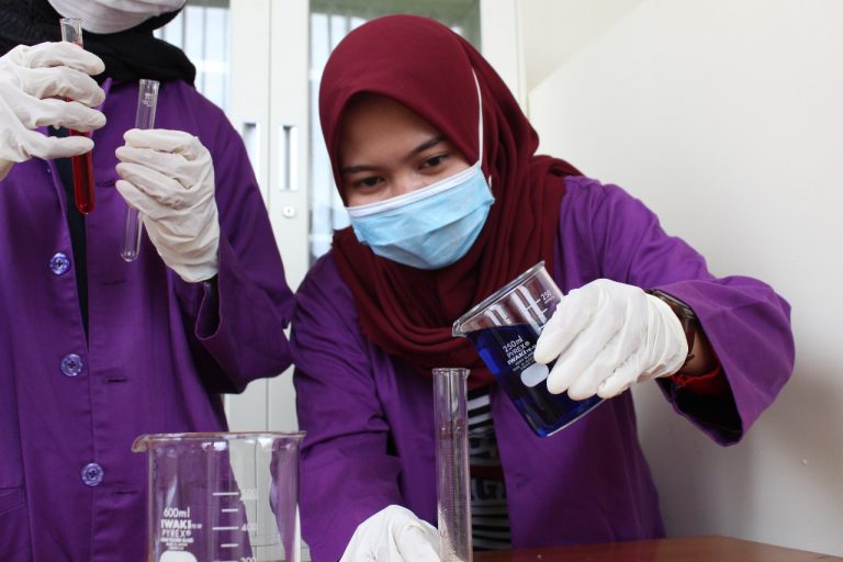Praktikum sebagai bekal ketrampilan bagi Lulusan Sarjana Gizi Unisvet