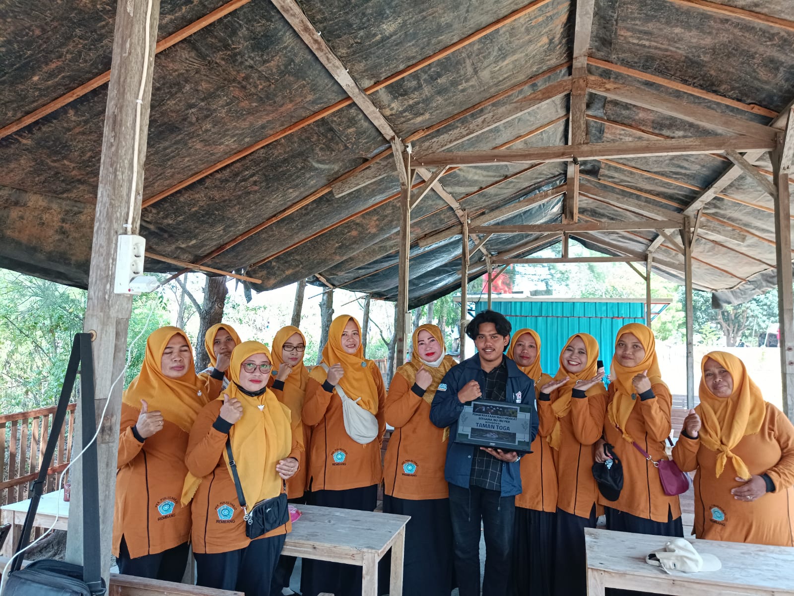 Pengadaan Atraksi Taman Toga, Mahasiswa KKN T Unisvet 2023 