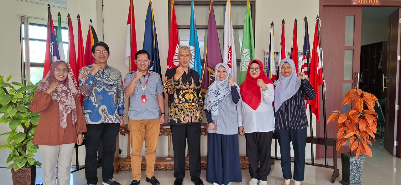 Workshop Penyusunan Proposal Hibah Kompetitif di Universitas Ivet Semarang